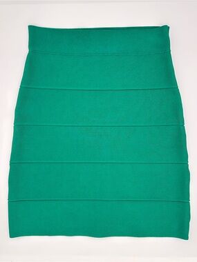 BCBGMaxAzria Simone Emerald Green Bandage Pencil Mini Skirt, Size Small